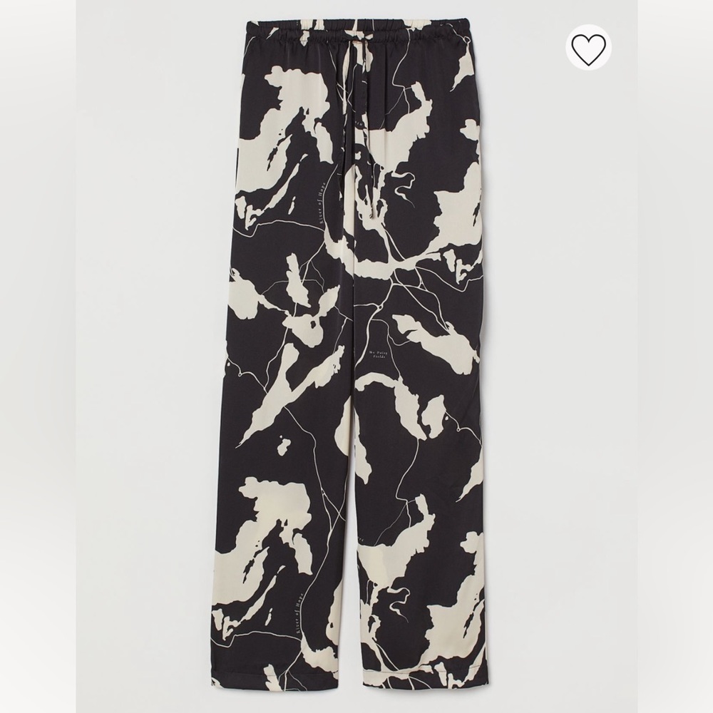 Black and white wide cut pants